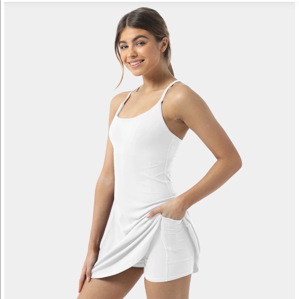 HALARA Everyday Athletic Dress w/Shorts, White, M
